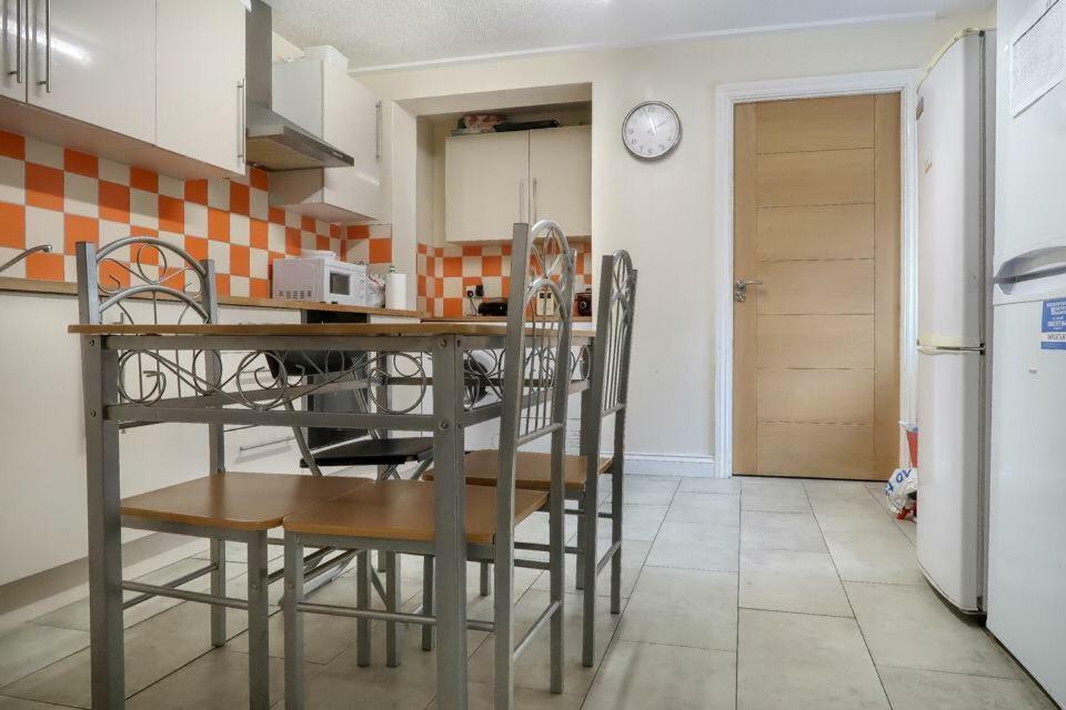 Saltwell Street Deluxe En Alloggio in famiglia